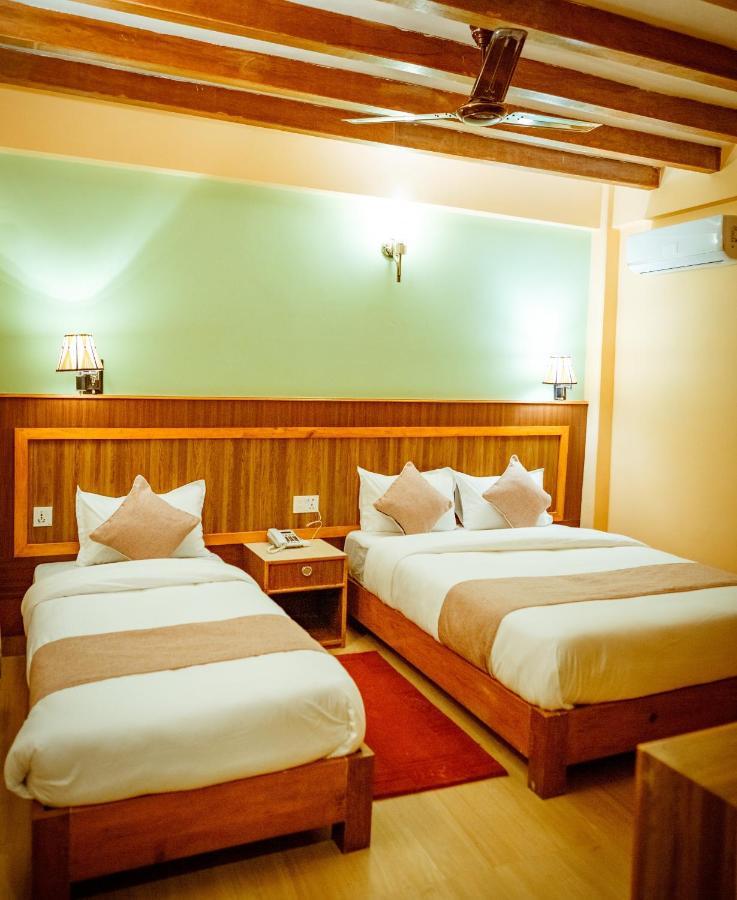 Paradise Boutique Hotel Pokhara Exterior photo