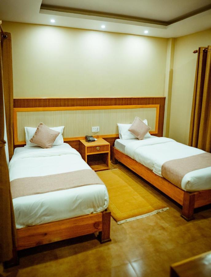 Paradise Boutique Hotel Pokhara Exterior photo